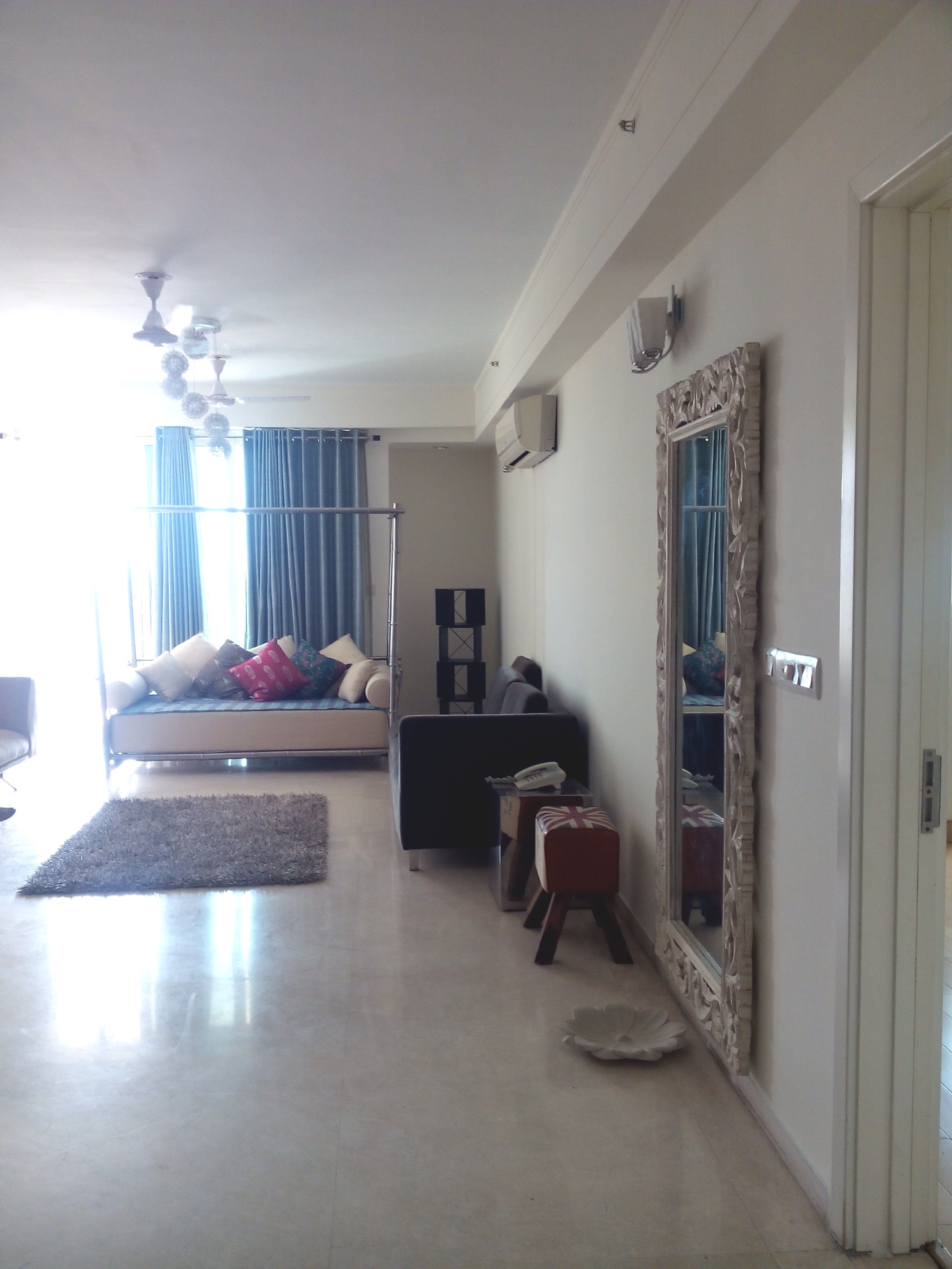 3 BHK + Servant Room Furnished Apartment for Rent in Golf Course Road